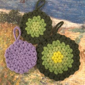 Free gift if you purchase anything from my closet❤️